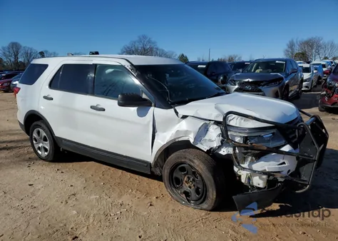 2019 Ford Explorer Police Interceptor из США, поврежденный, VIN 1FM5K8AR8KGA62392